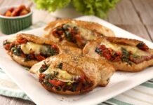 Peito de frango caprese, receita perfeita para inovar Peito de frango caprese