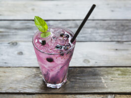 Caipirinha de Açaí