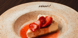 Cheesecake com morangos em calda: receita do chef Rodrigo Cheesecake