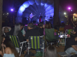 Buraco do Jazz aquece noites com vinho e muita música Buraco do Jazz
