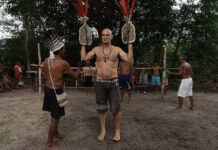 Ed Stafford: Rituais Extremos chega ao Discovery e Max Ed Stafford