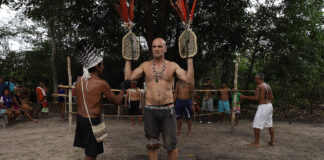 Ed Stafford: Rituais Extremos chega ao Discovery e Max Ed Stafford