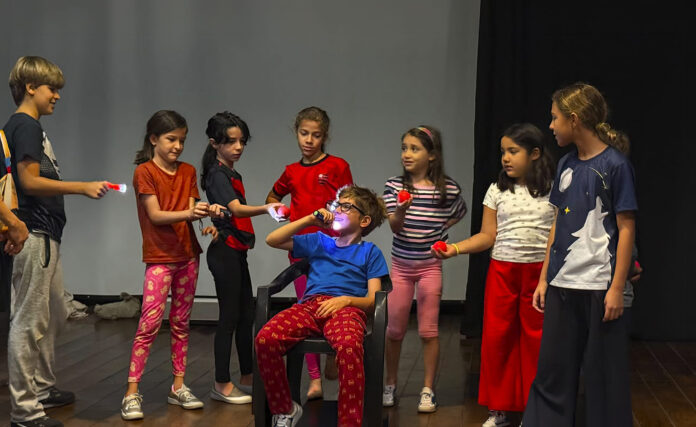 Oficina de Teatro para Jovens
