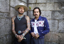 Hermanos Gutiérrez lança Los Andes e anuncia novo álbum Hermanos Gutiérrez