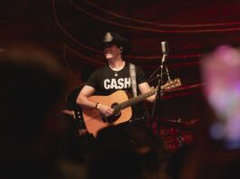 Country Heroes celebra clássicos do country em Brasília Country Heroes
