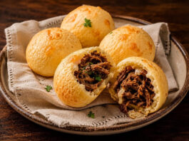 Pão de queijo com costela