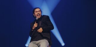 Whindersson Nunes leva humor e reflexões ao palco do DF Whindersson Nunes