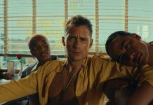 Mr Charm: novo clipe dos Stones tem Alexander Skarsgård Mr Charm